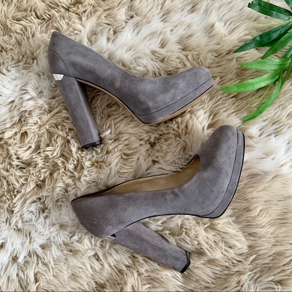 MICHAEL KORS, Suede Round Toe Block Heels - Picture 2 of 7